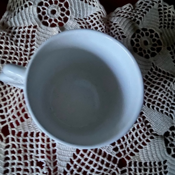 Purr-ty Black&Grey Striped Cat Ceramic Coffee Cup/Mug With Tail Along The Handle - Picture 3 of 5